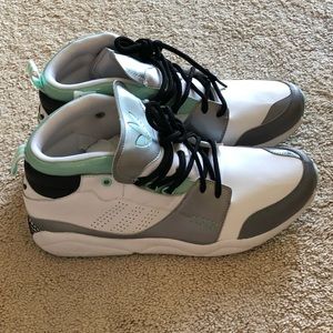 Adidas high top sneaker